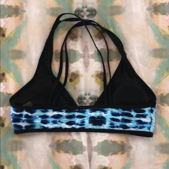 💙 Cupshe M swimsuit bikini - Picture 3 of 6
